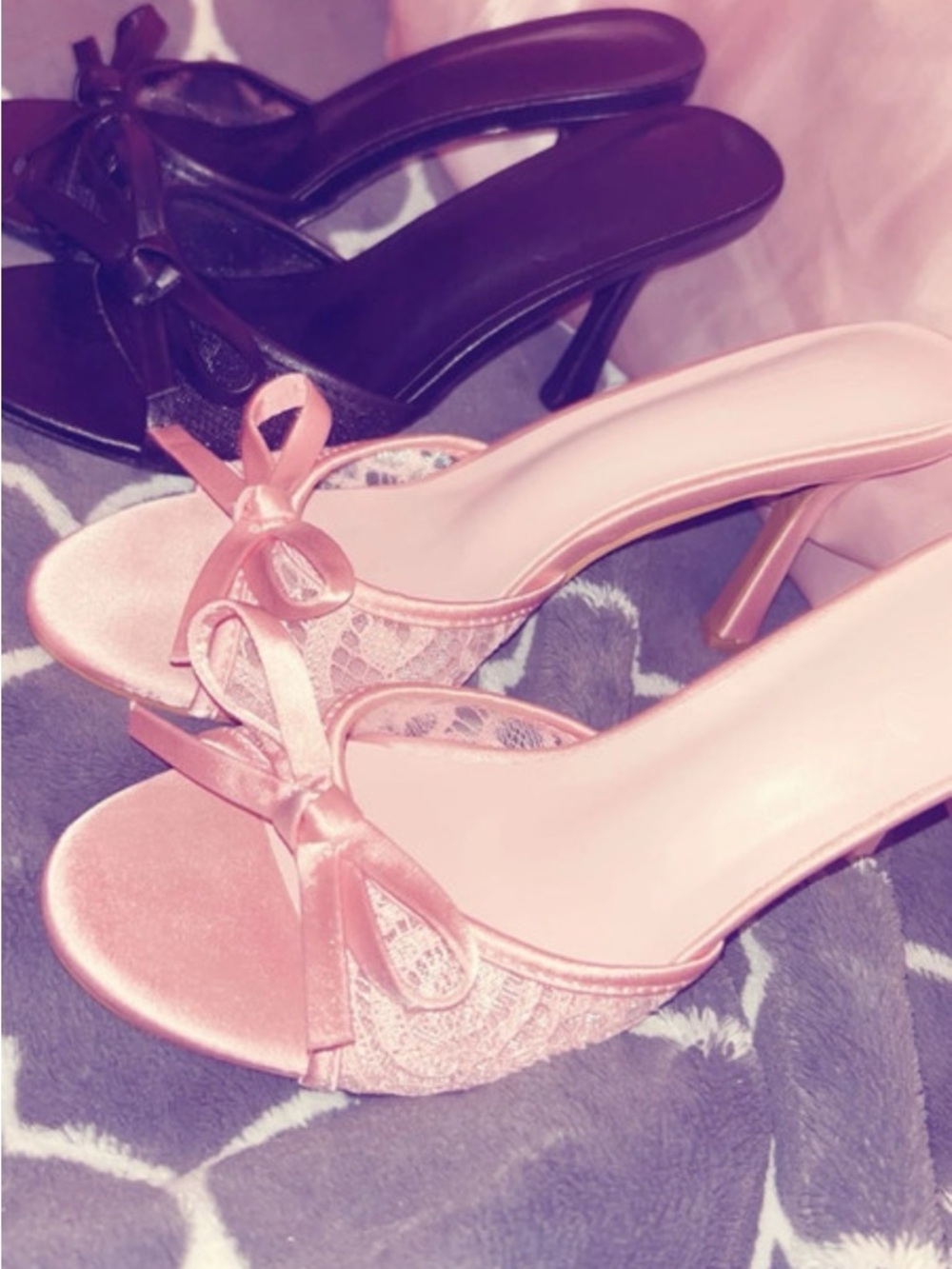 Elegant Pink Satin Bow Heeled Sandals